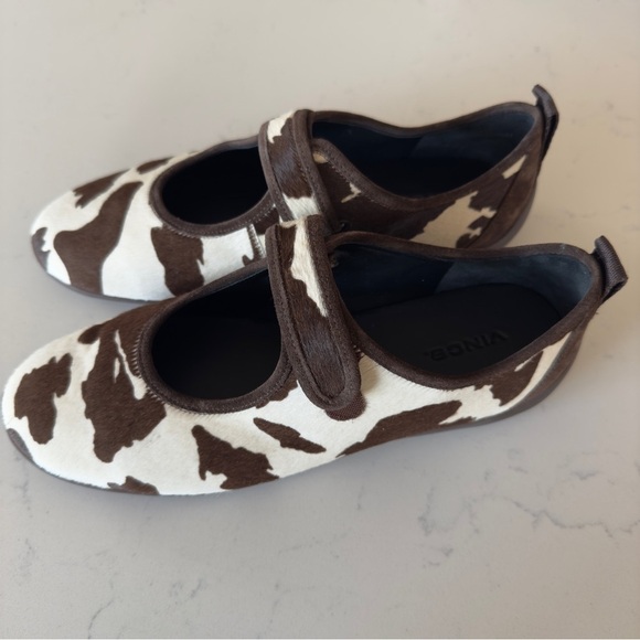 Vince Silvy Cowhair Ballet cow print  Flats New Size: 6 - Picture 3 of 5